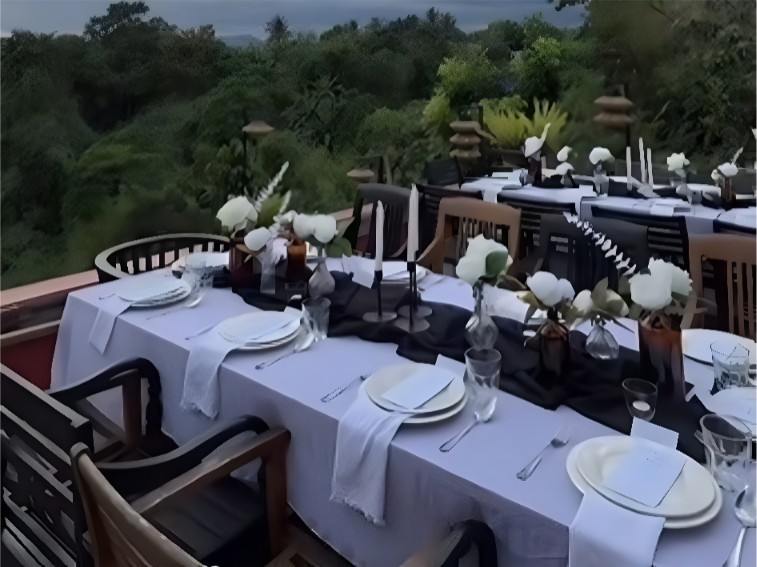KYND DINING 3